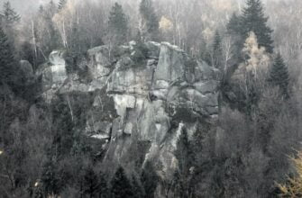 Скалы в Ямельнице