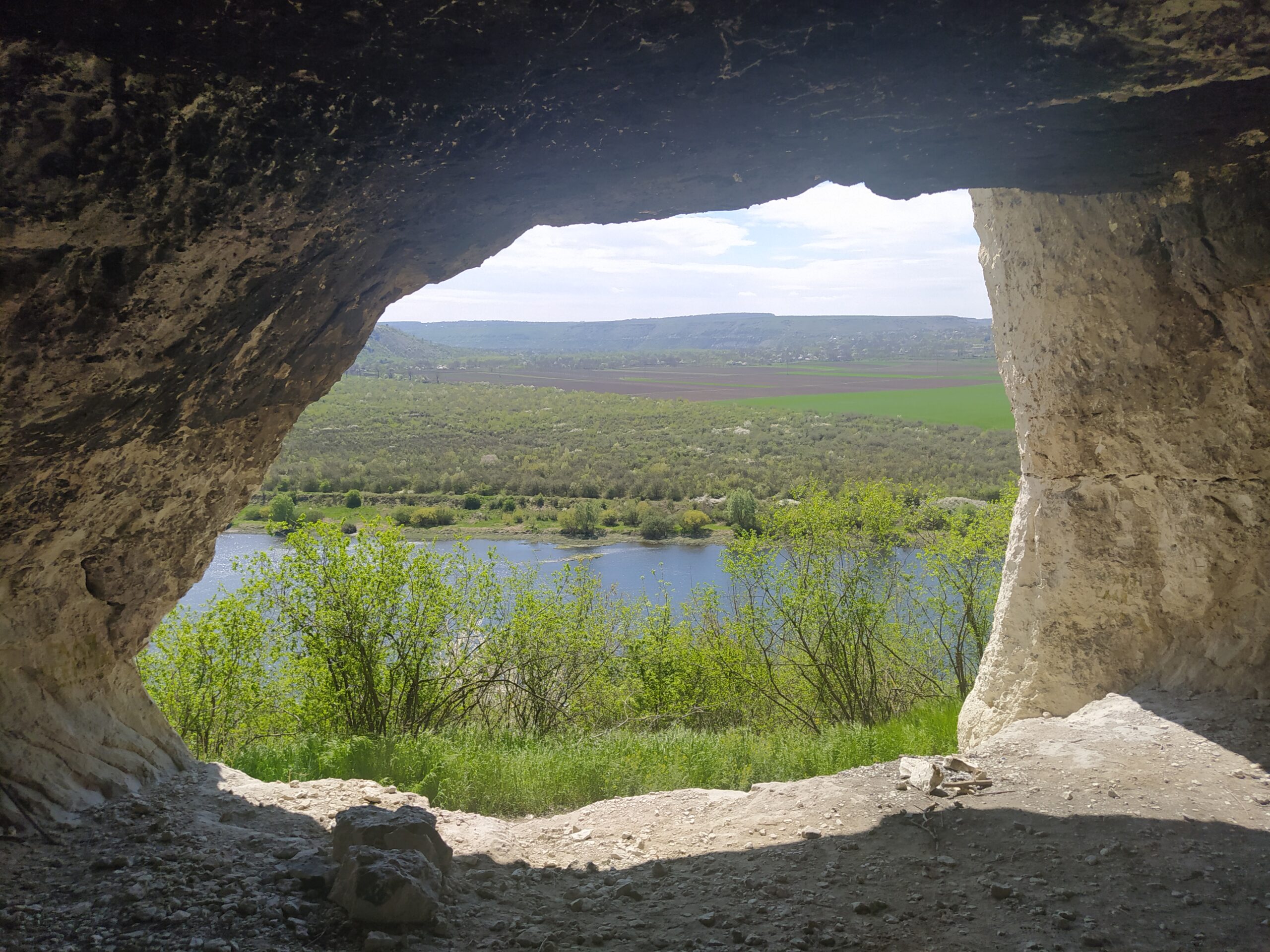 Пещеры в Нагорянах