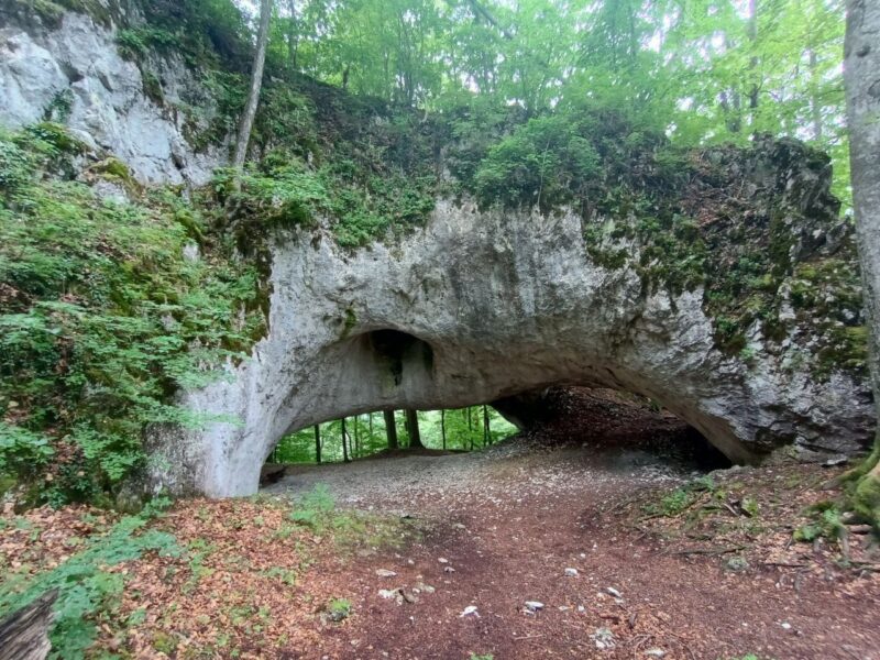Карстовий міст